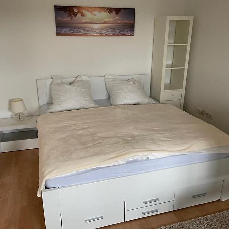 1,5 Zimmer Apartment, 38,5 Qm, Multimedia Tv, Uni, Hbf Duisburg Bagian luar foto