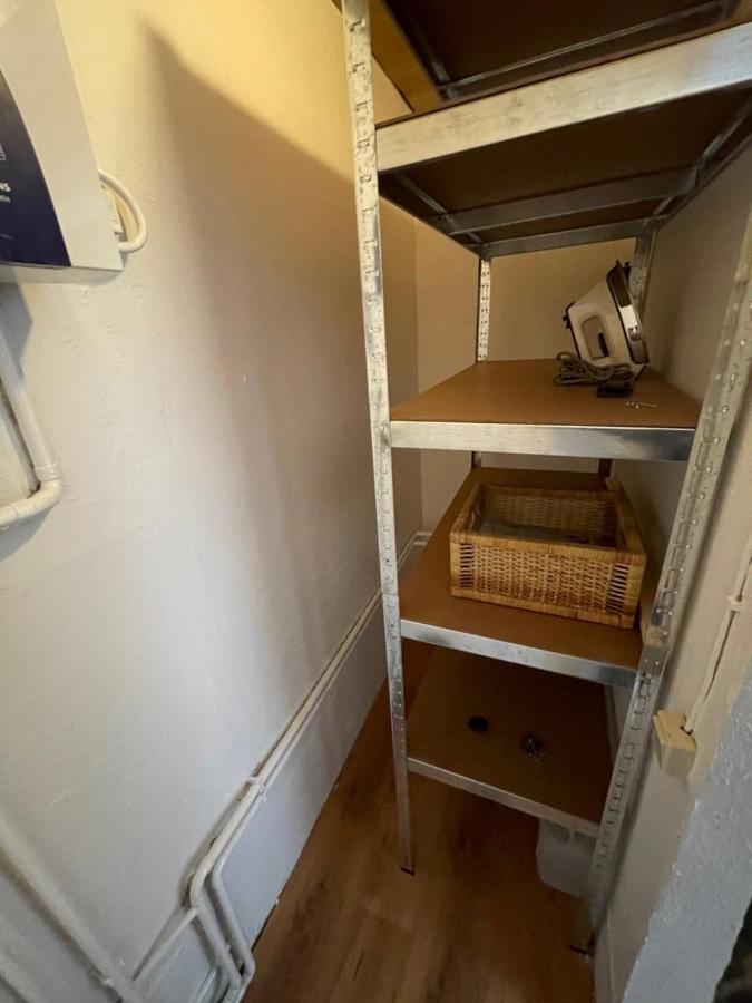 1,5 Zimmer Apartment, 38,5 Qm, Multimedia Tv, Uni, Hbf Duisburg Bagian luar foto